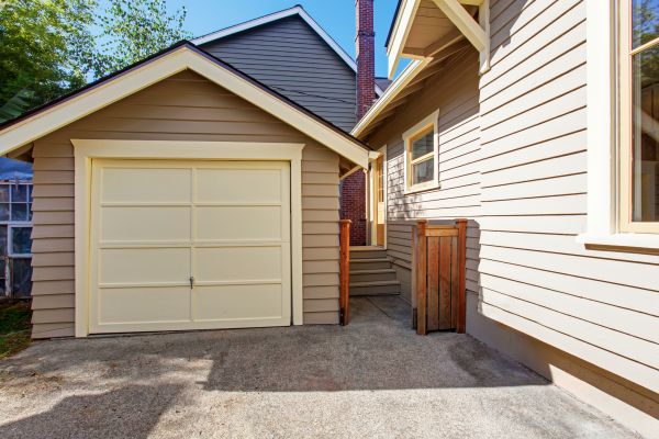 Garage Siding Replacement in Albuquerque
